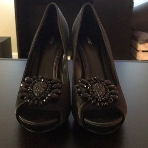 APT 9 BLACK HEELS